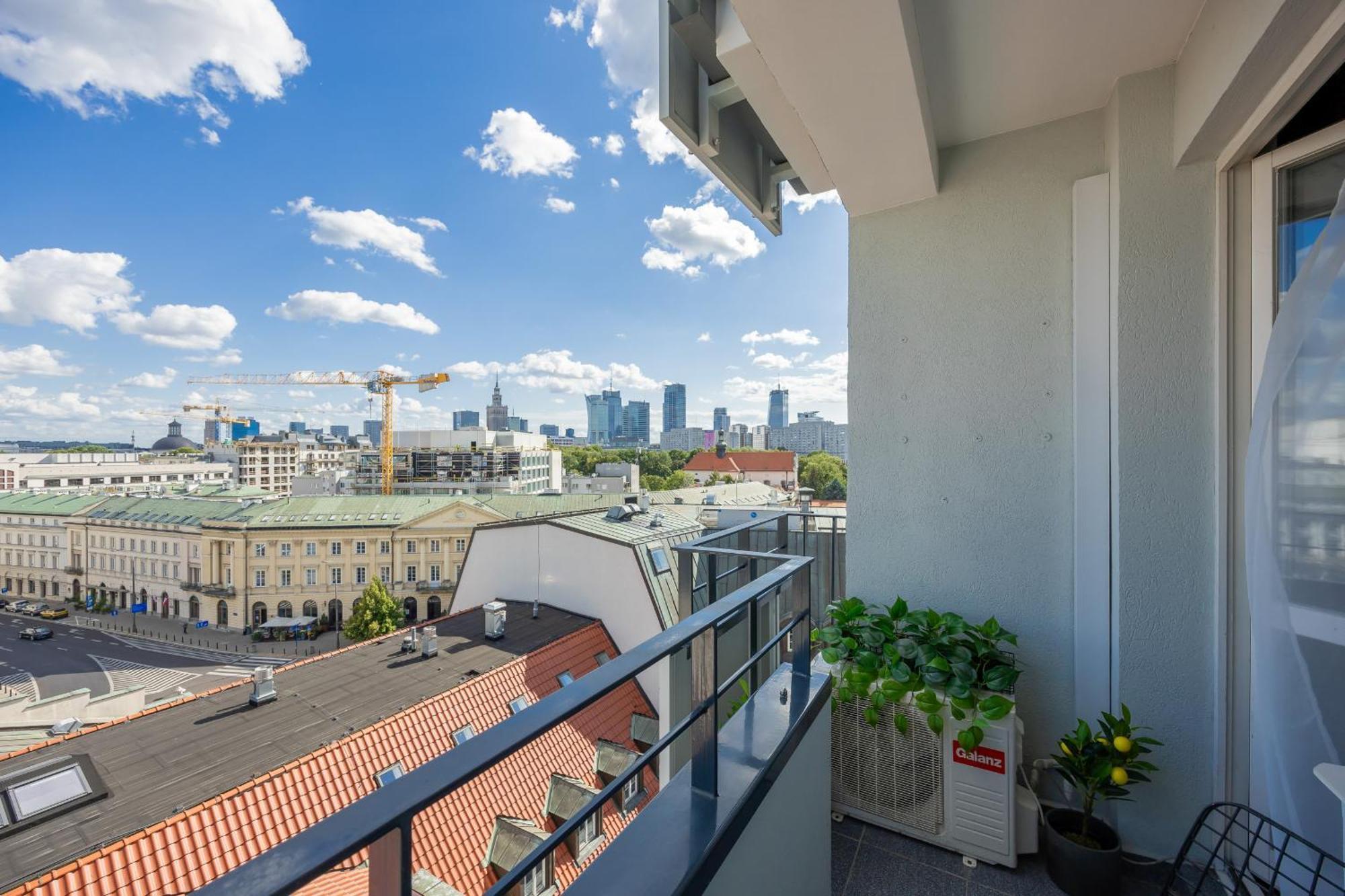 Apartament Bright With Air Conditioning Near Ogrod Saski By Renters Warszawa